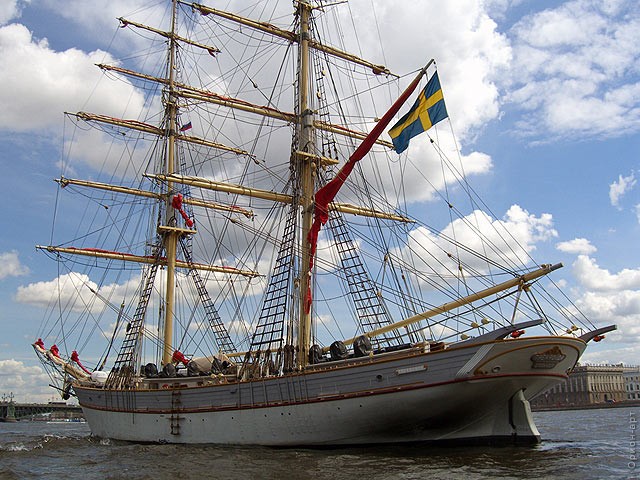 шведский корабль Три короны